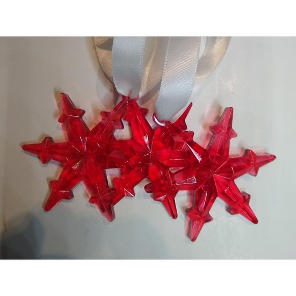 Small Red Translucent 3D Snowflake Ornaments 3 Pieces Handmade Holiday NEW - Picture 2 of 5